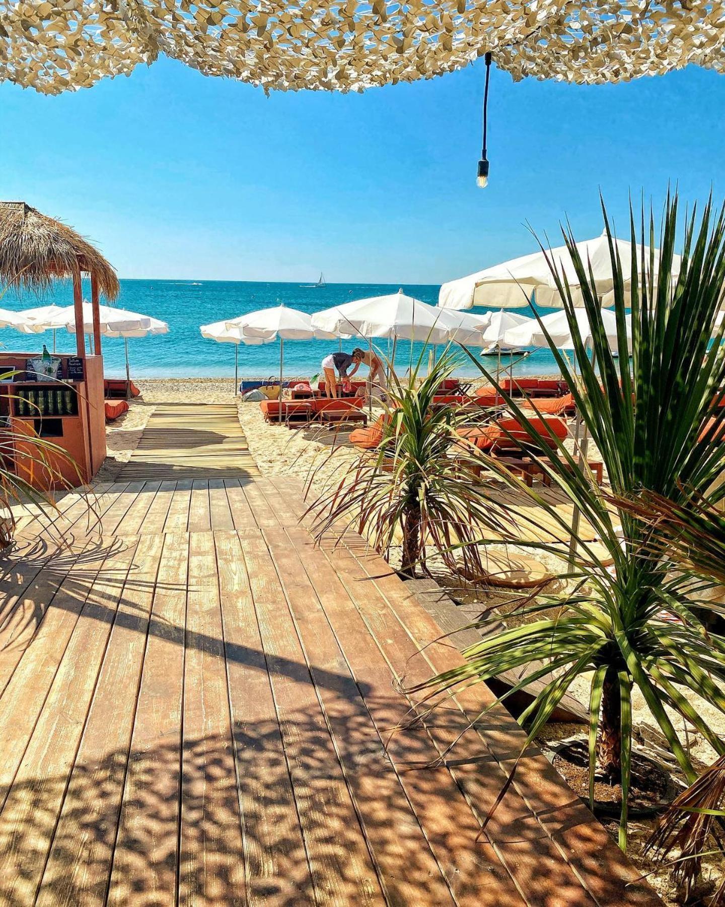 Appartement 1Ere Ligne Piscine Terrasse Au Bord De La Plage Front De Mer Avec 6 Velos Palavas-les-Flots Buitenkant foto
