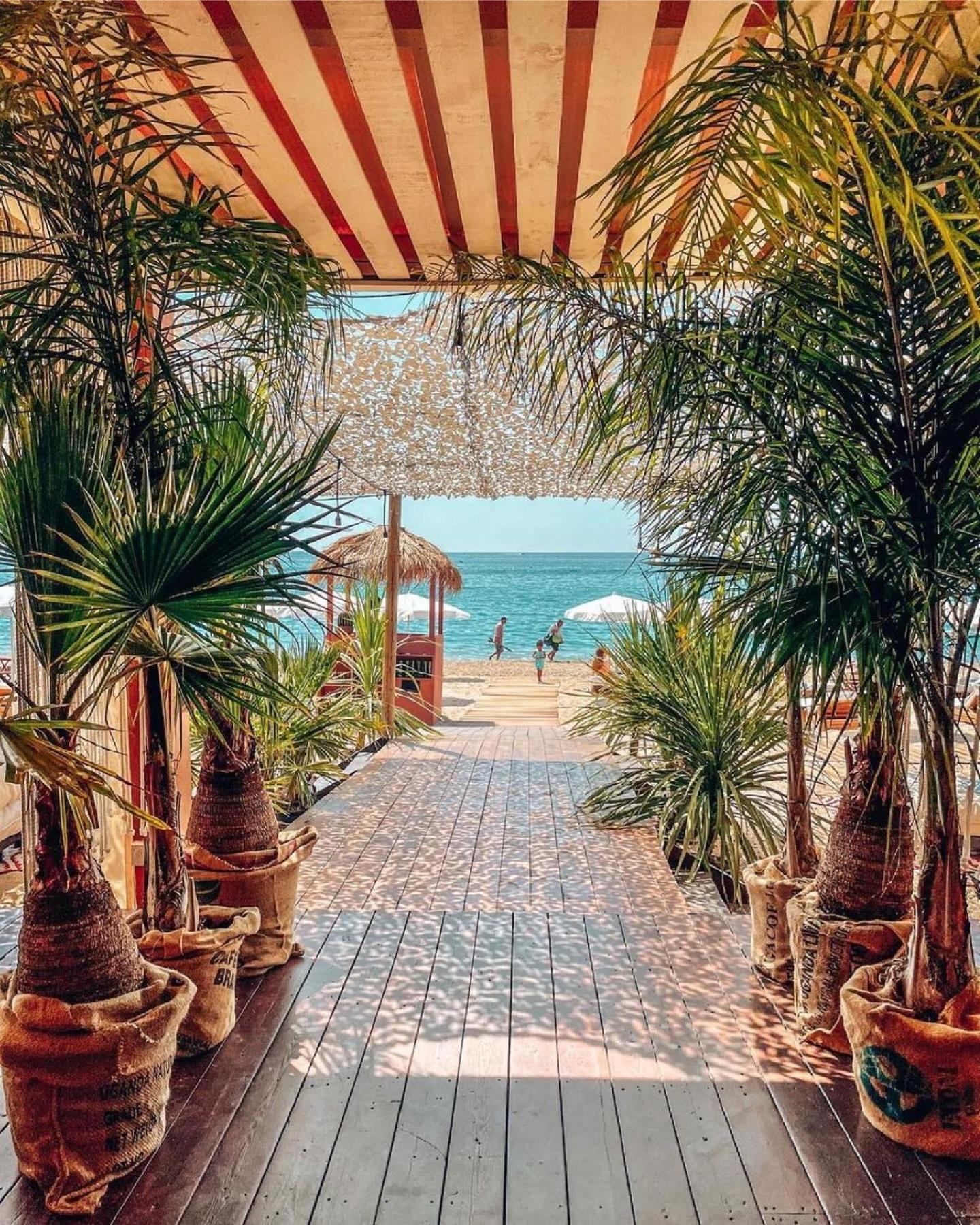 Appartement 1Ere Ligne Piscine Terrasse Au Bord De La Plage Front De Mer Avec 6 Velos Palavas-les-Flots Buitenkant foto